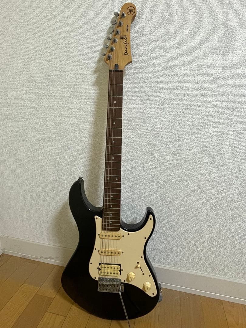 【YAMAHA】エレキギター Pacifica
