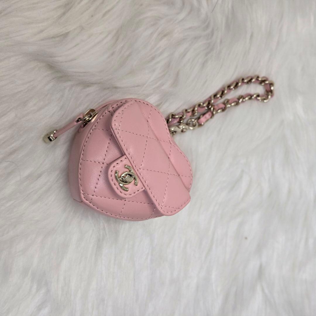 CHANEL シャネル　ハート　バッグチャーム　ケース ピンク