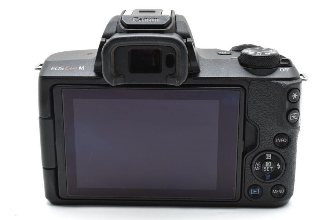 美品 Canon ミラーレス一眼カメラ EOS Kiss M ダブルズームキット