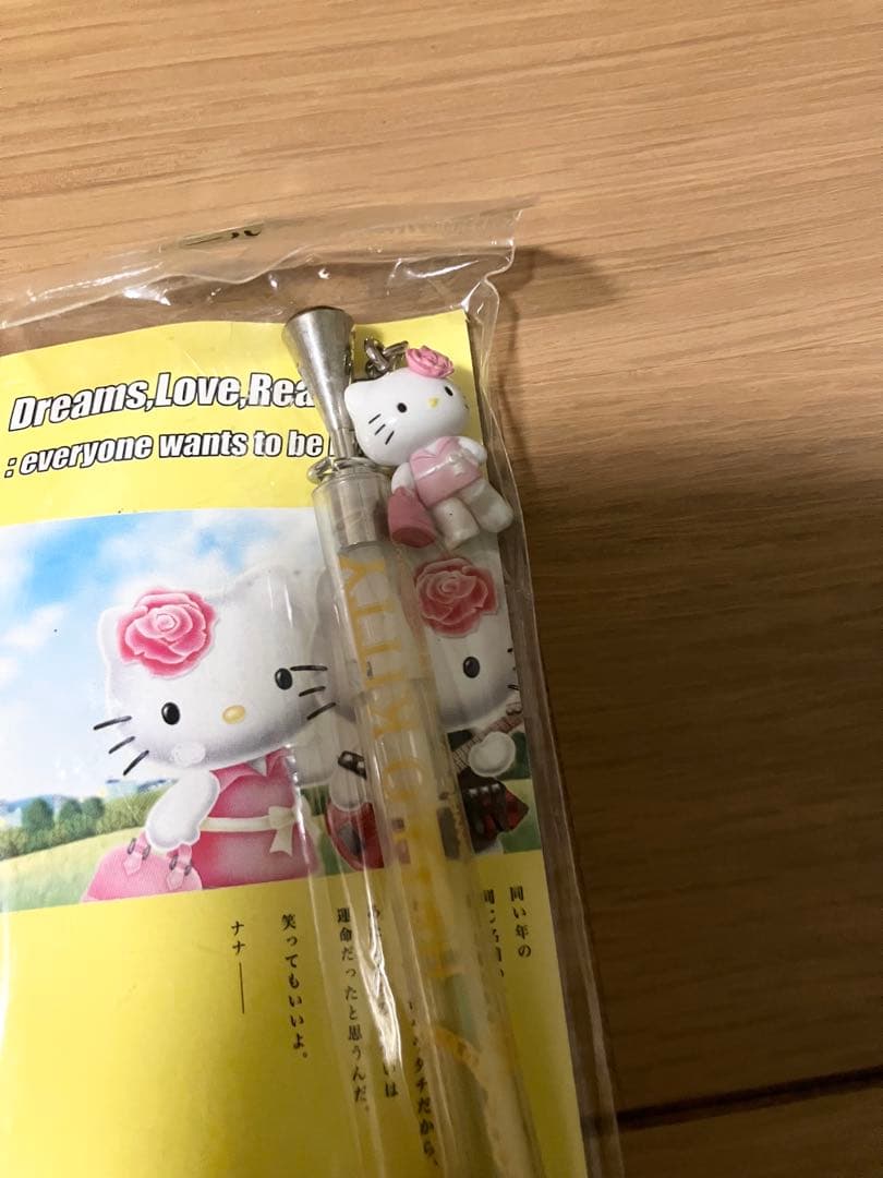 【希少】ハローキティ　NANA ボールペン