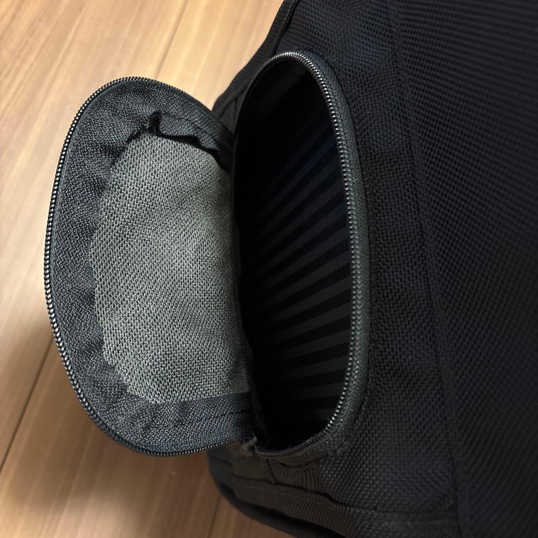 TUMI ブラック キャリーケース　4輪　機内持ち込み可能