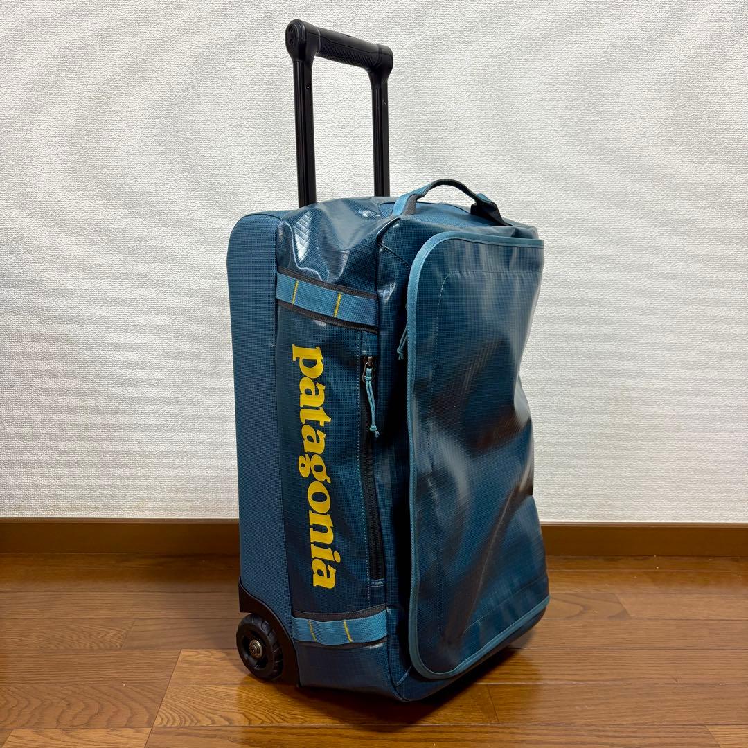 パタゴニア ブラックホール・ウィールド・ダッフル 40L