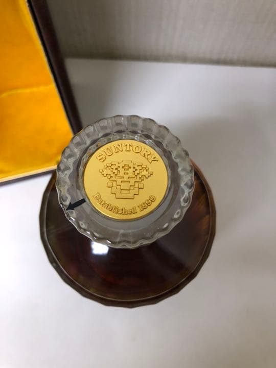 サントリー 響 700ml 21年