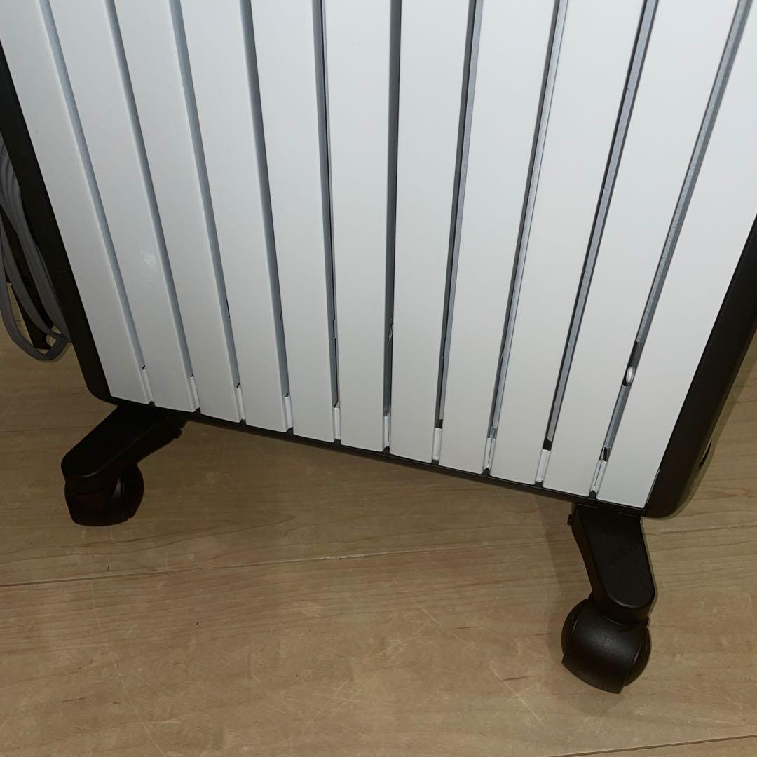 極美品です！DeLonghiオイルヒーター、モデルMDHS15-BK