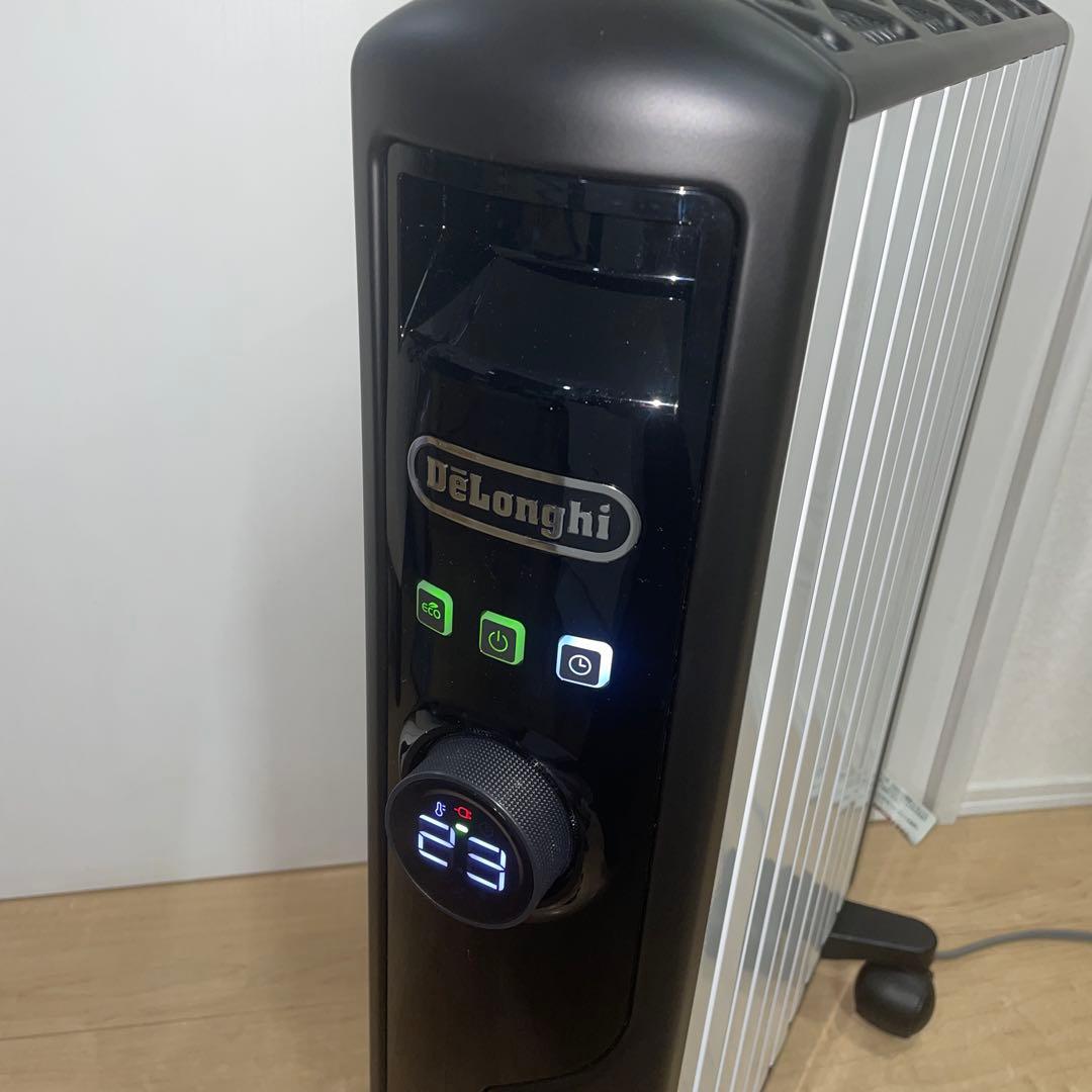 極美品です！DeLonghiオイルヒーター、モデルMDHS15-BK