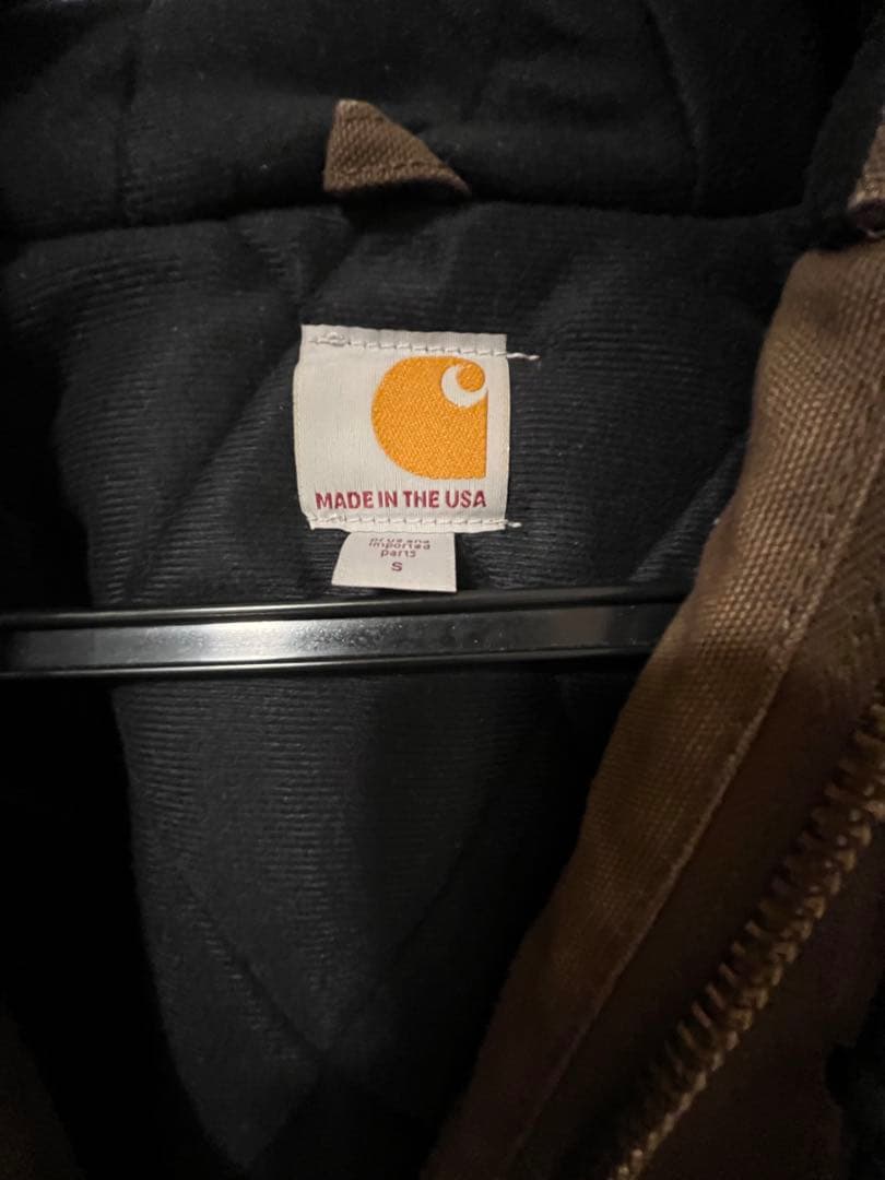 Carhartt アクティブジャケット　ダークブラウン