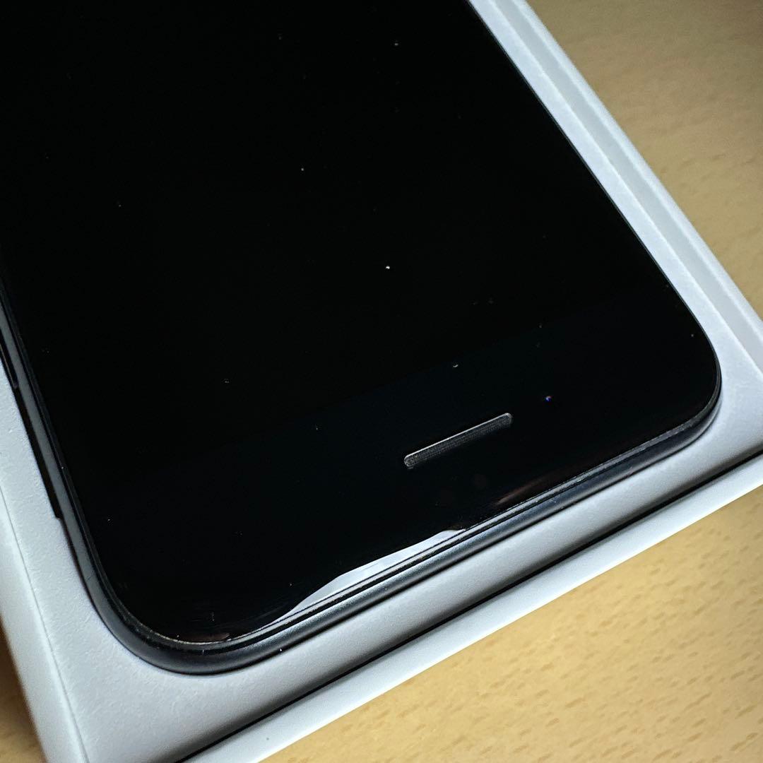 美品 iPhone SE 第3世代 バッテリー100% 128GB apple