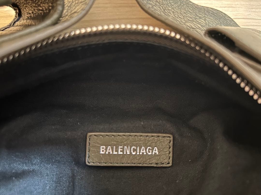 balenciaga superbusy バレンシアガ　カーキ　スモール