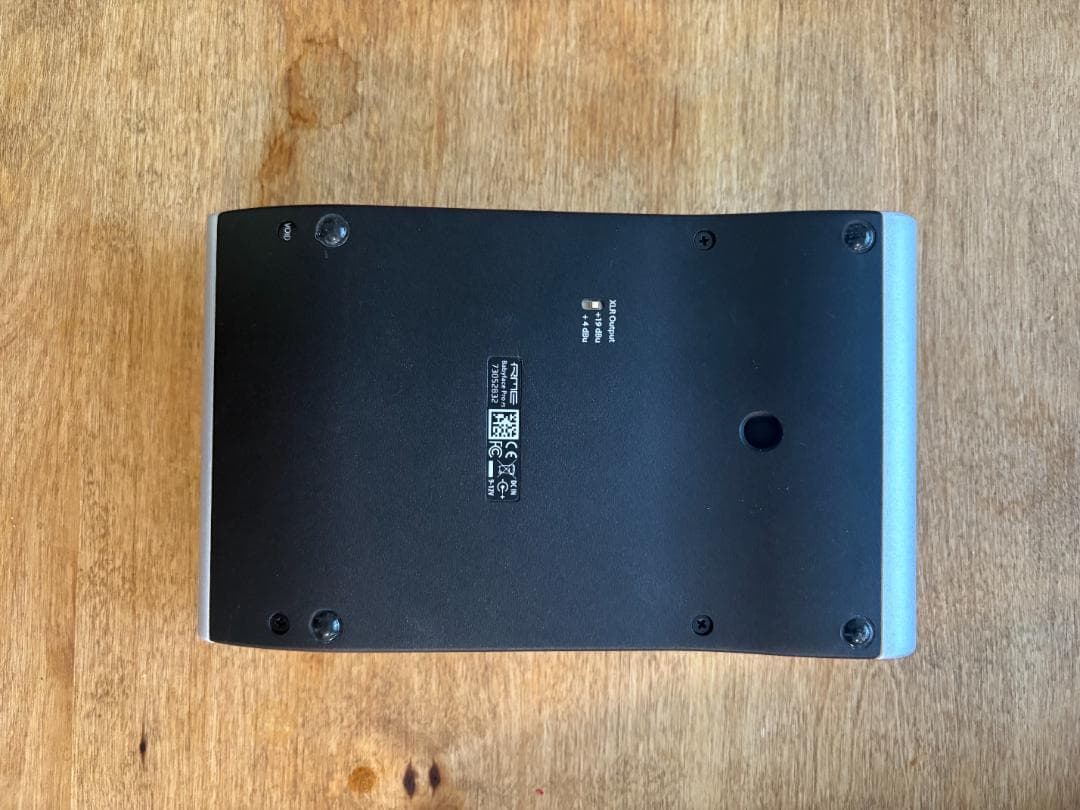 RME オーディオインターフェイス 本体とケーブル（ケース有り）