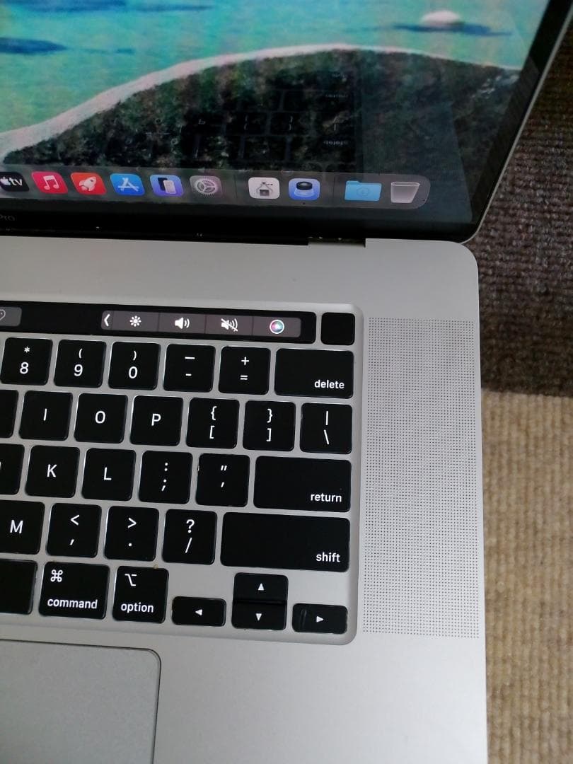 MacBook Pro 2019 A2141 16㌅ 【1TB 】バッテリー良好