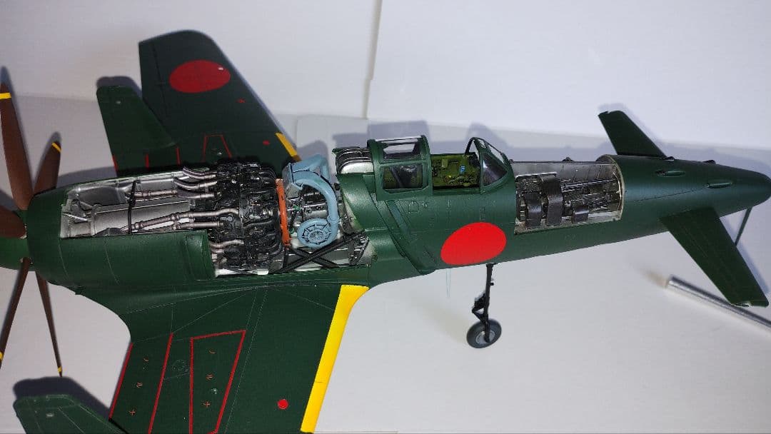 プラモデル完成機　1/32　震電