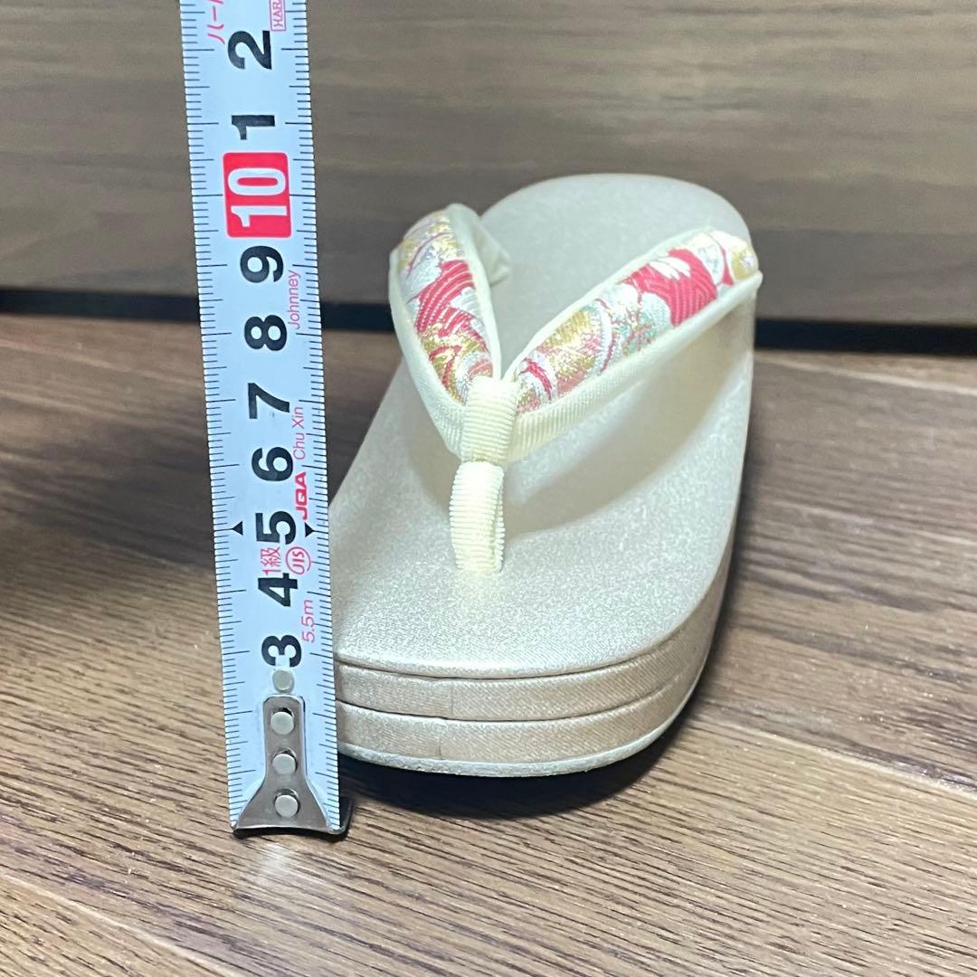 帯地の豪華な振袖用 バック 草履 セット（ふっくら鼻緒で痛くなりにくい♪）