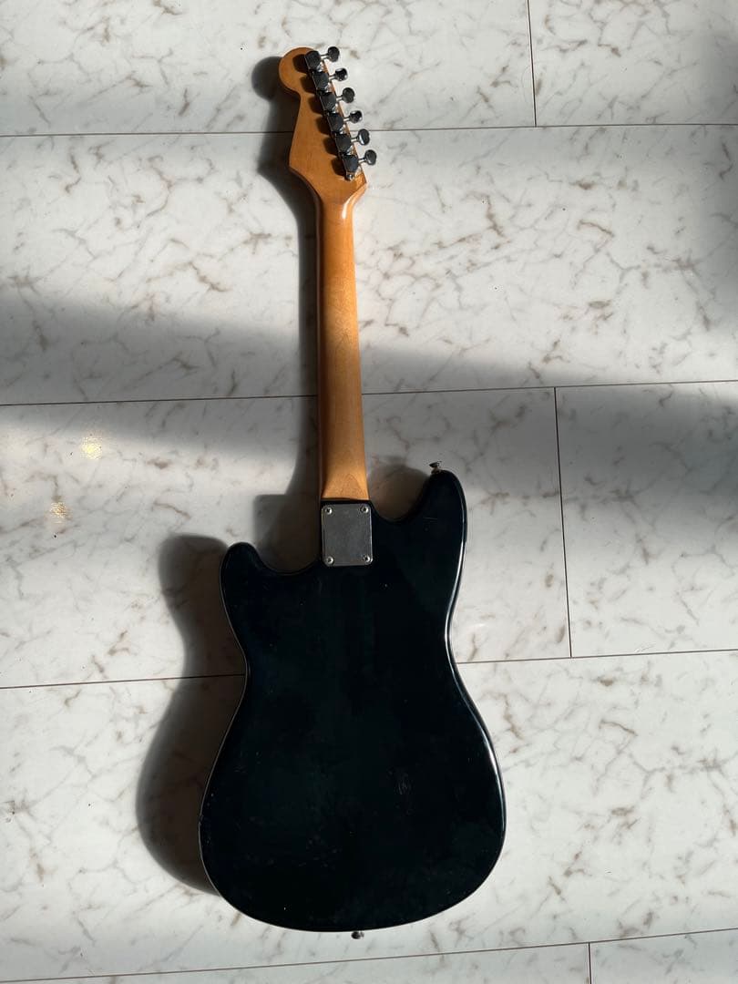 Fender Duo-Sonic ブラック