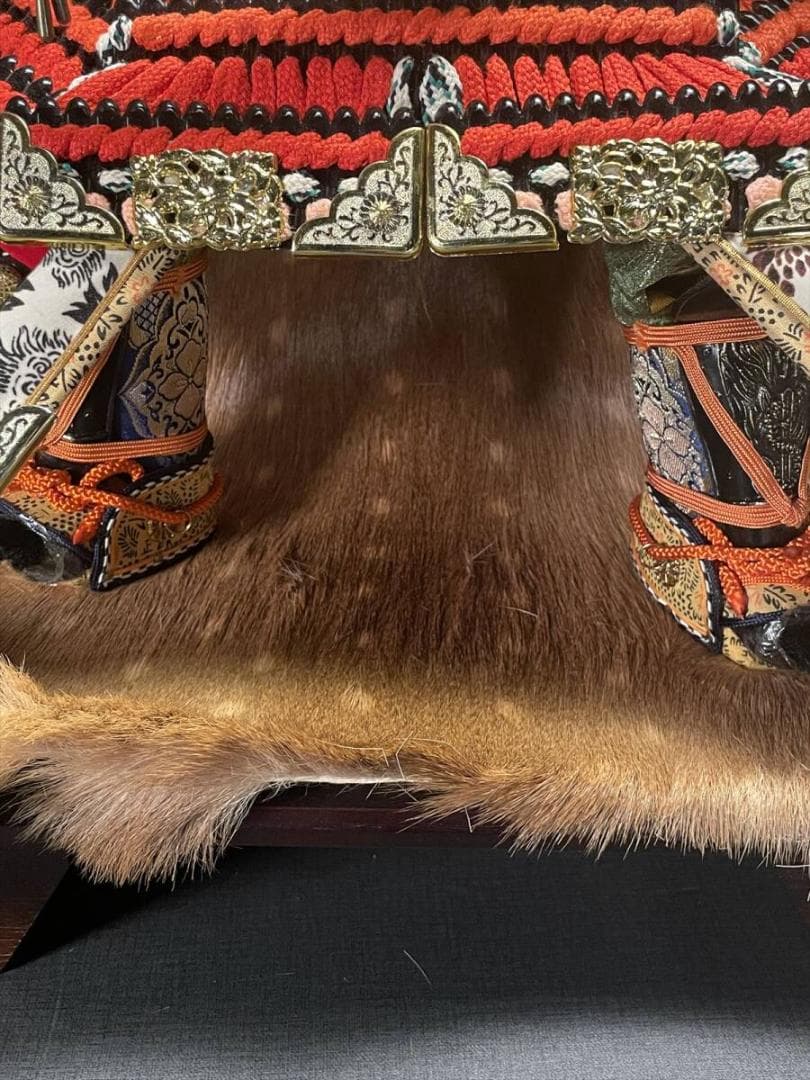 限定値下　まごころ堂　日本人形　兜　手作り　伝統工芸　猪の皮　5686