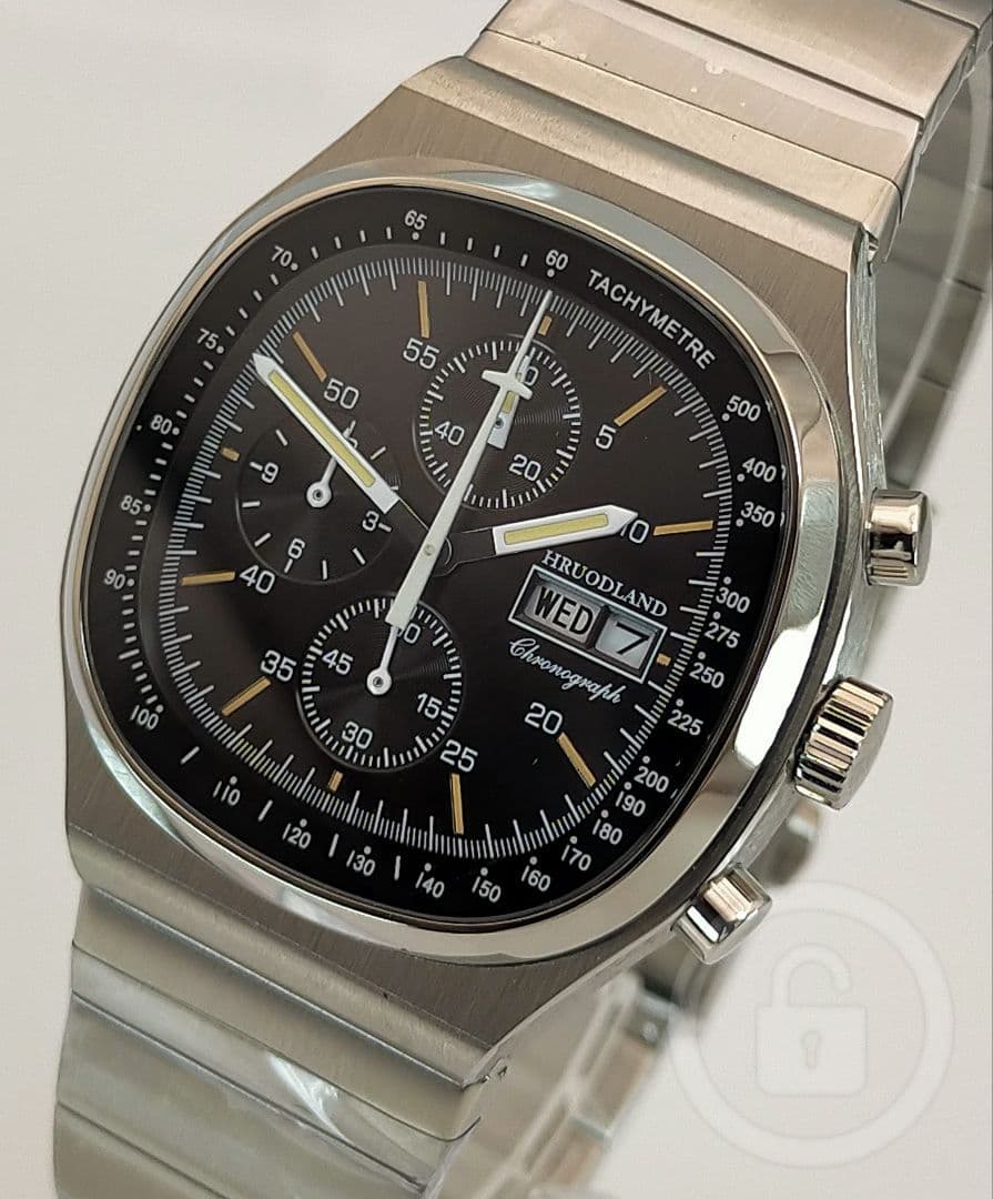 待望のテレビスクリーン型【御代田os00/新品】ムーンウォッチ クロノグラフ①