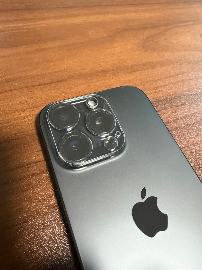 【美品】iPhone16PRO 125GB ブラック