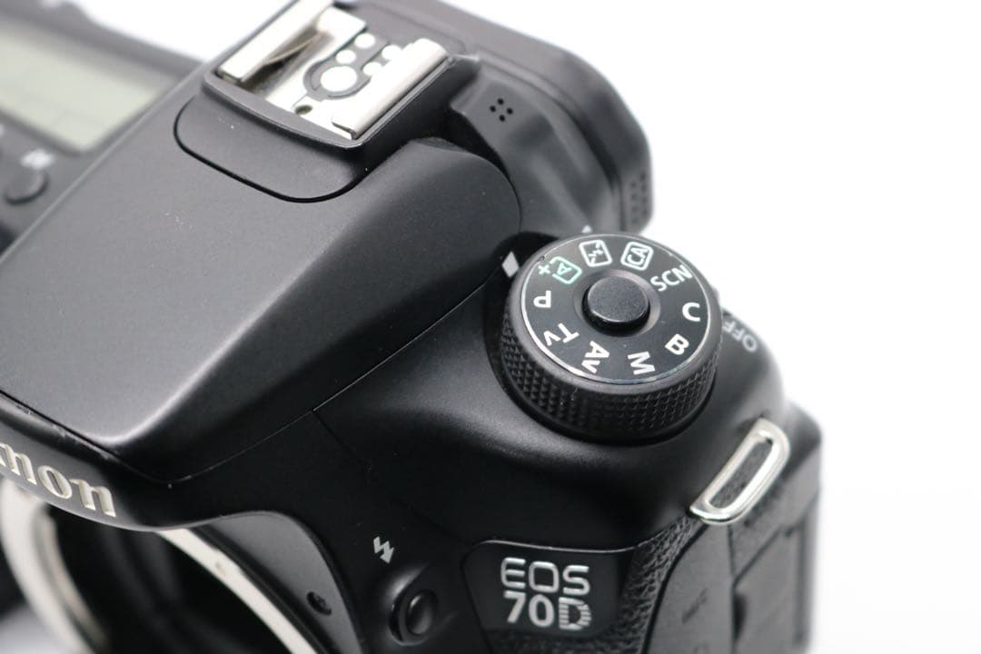 【Canon EOS 70D ダブルレンズセット】 Wi-Fi搭載 安心保証あり