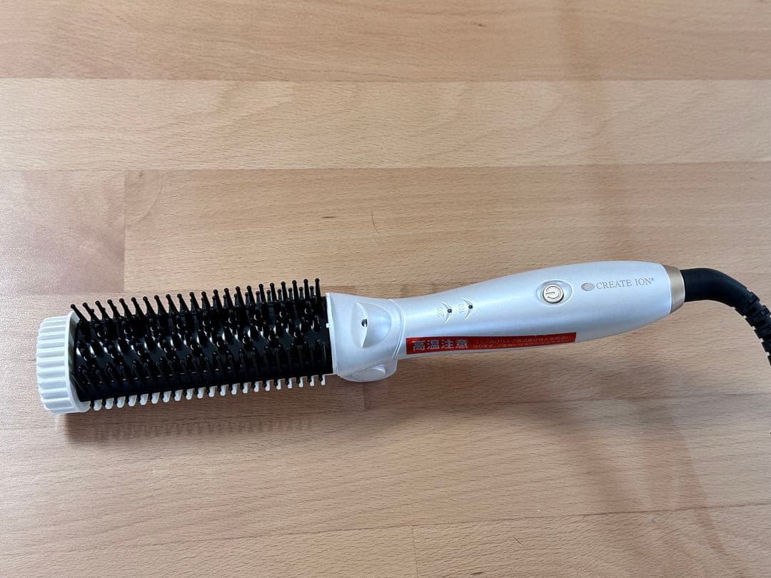 スタイリングブラシアイロン メクレ