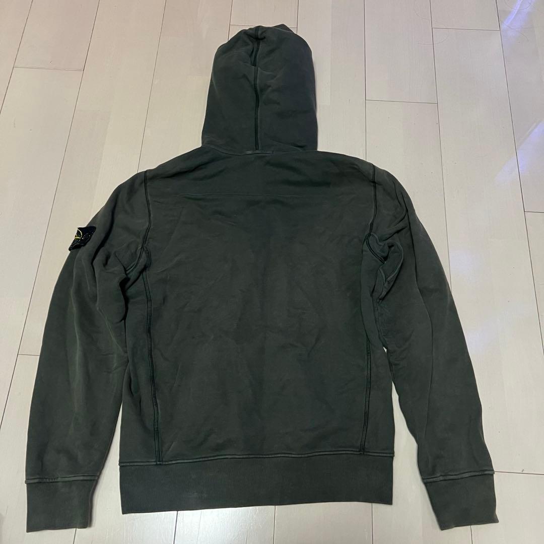 ストーンアイランド パーカー