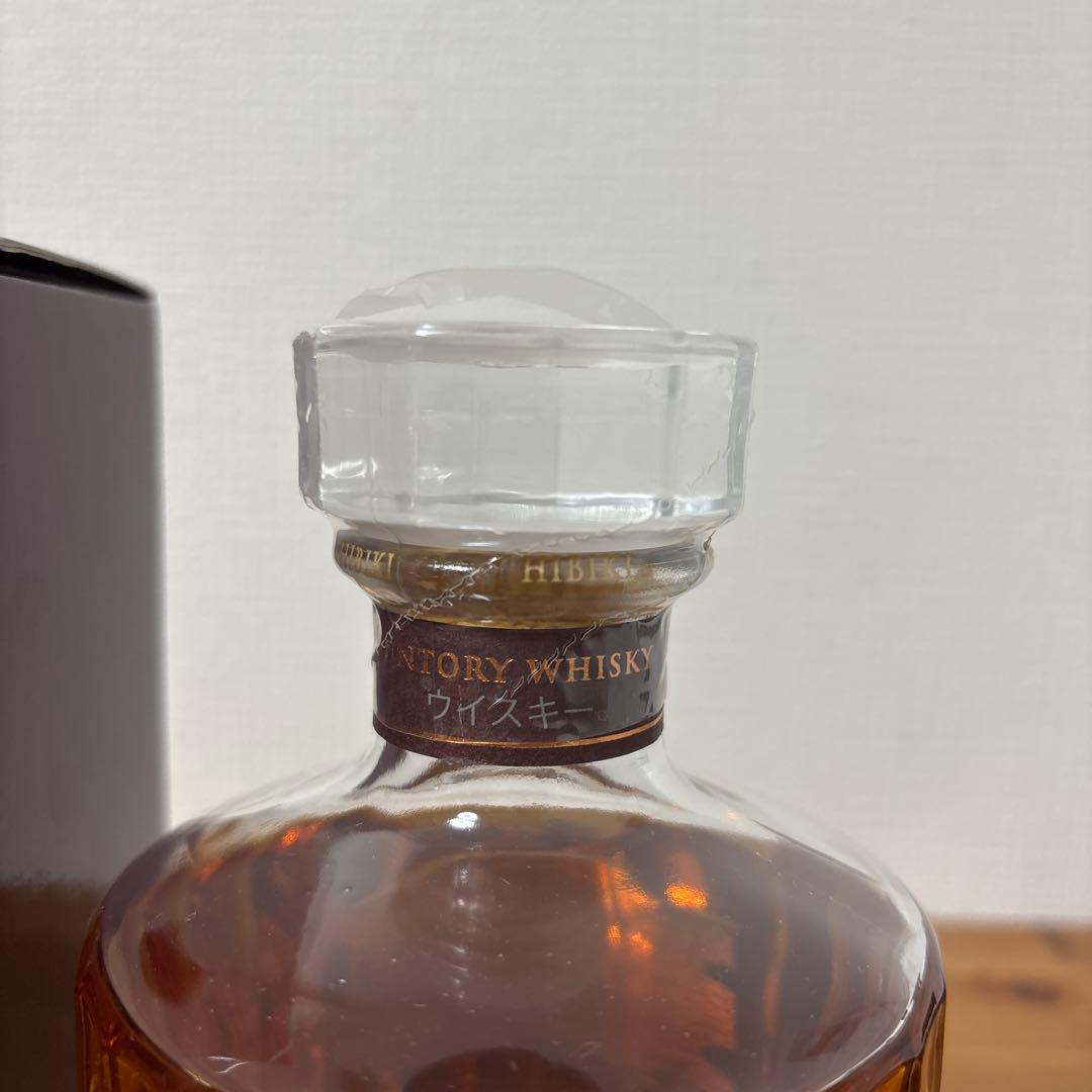 サントリーウイスキー響17年　箱付き　未開栓　終売品