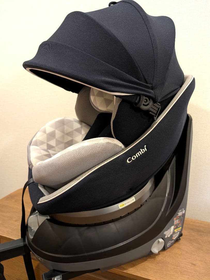 美品 Combi コンビ クルムーヴスマート ISOFIX CG-UIG 取説付