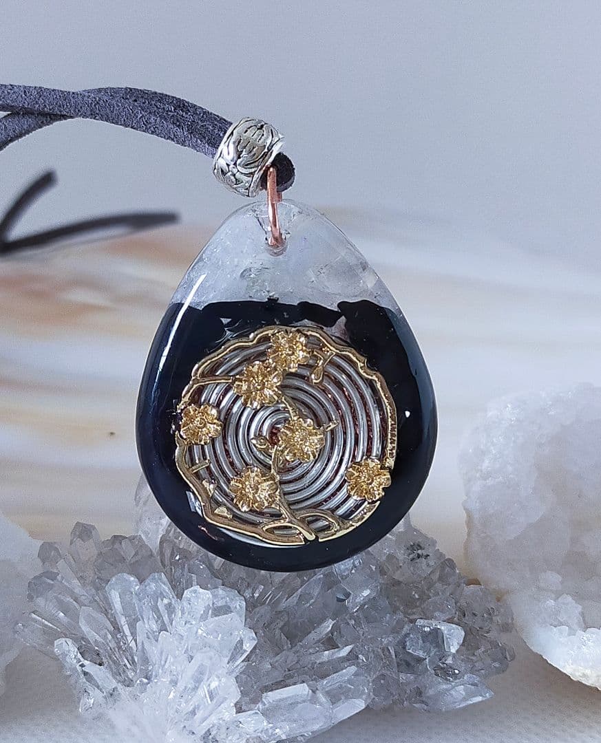 P514 オルゴナイト　天然石　パワーストーン　ネックレス　ペンダント