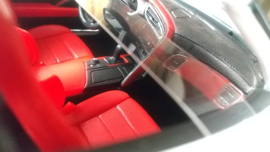 Maistoコルベットスティングレイ 1/18【新品】