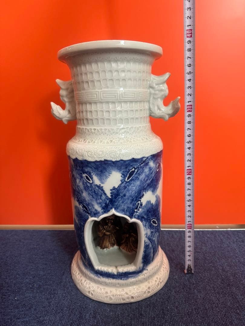 1675  希少　平戸焼　大花瓶 大壺　陰刻 人物浮彫　時代物