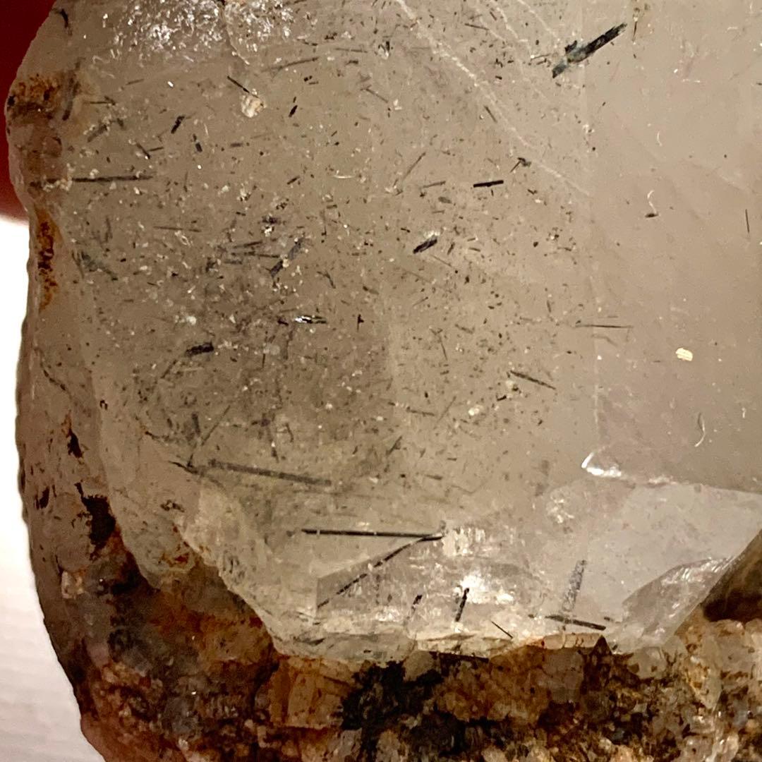 シン・ザギマウンテンクォーツ64/ツイン/芸術的/グレー/黒針入り/巨大