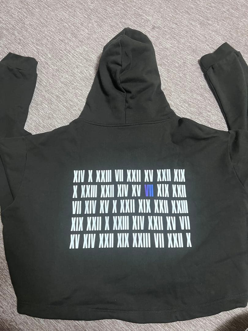 Travis Japan トラジャ VIIsual パーカー