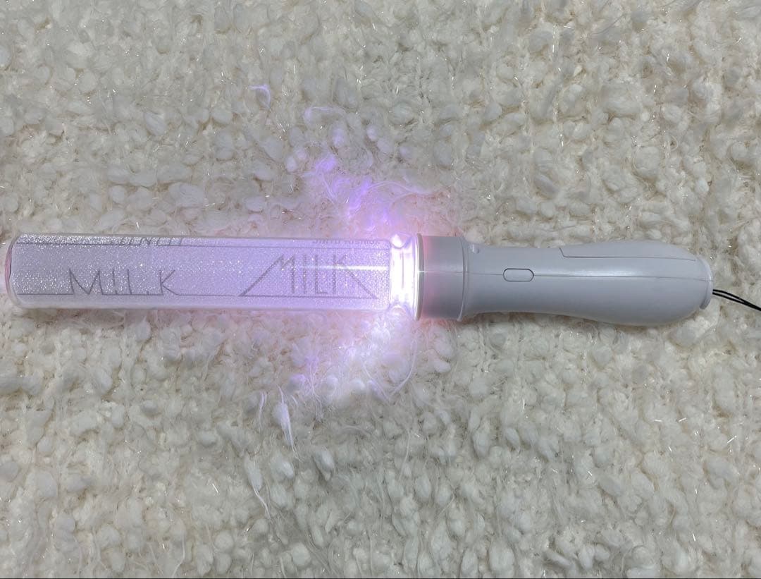 M!LK カラーチェンジ　ペンライト　値下げ中