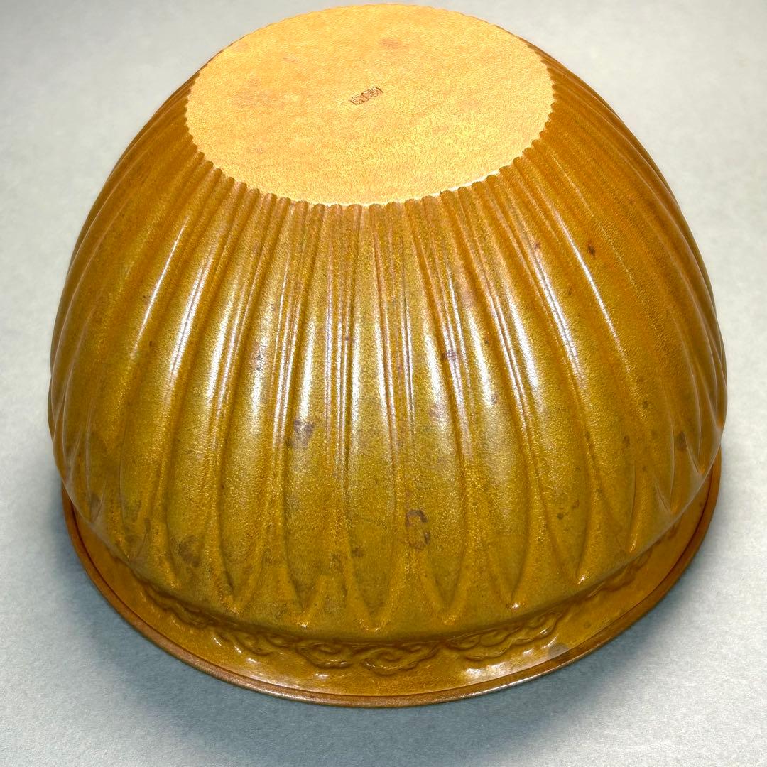 建水　『中川浄益　而妙斎書付』　モール　菊彫建水　お茶道具　書付箱　共箱　工芸品