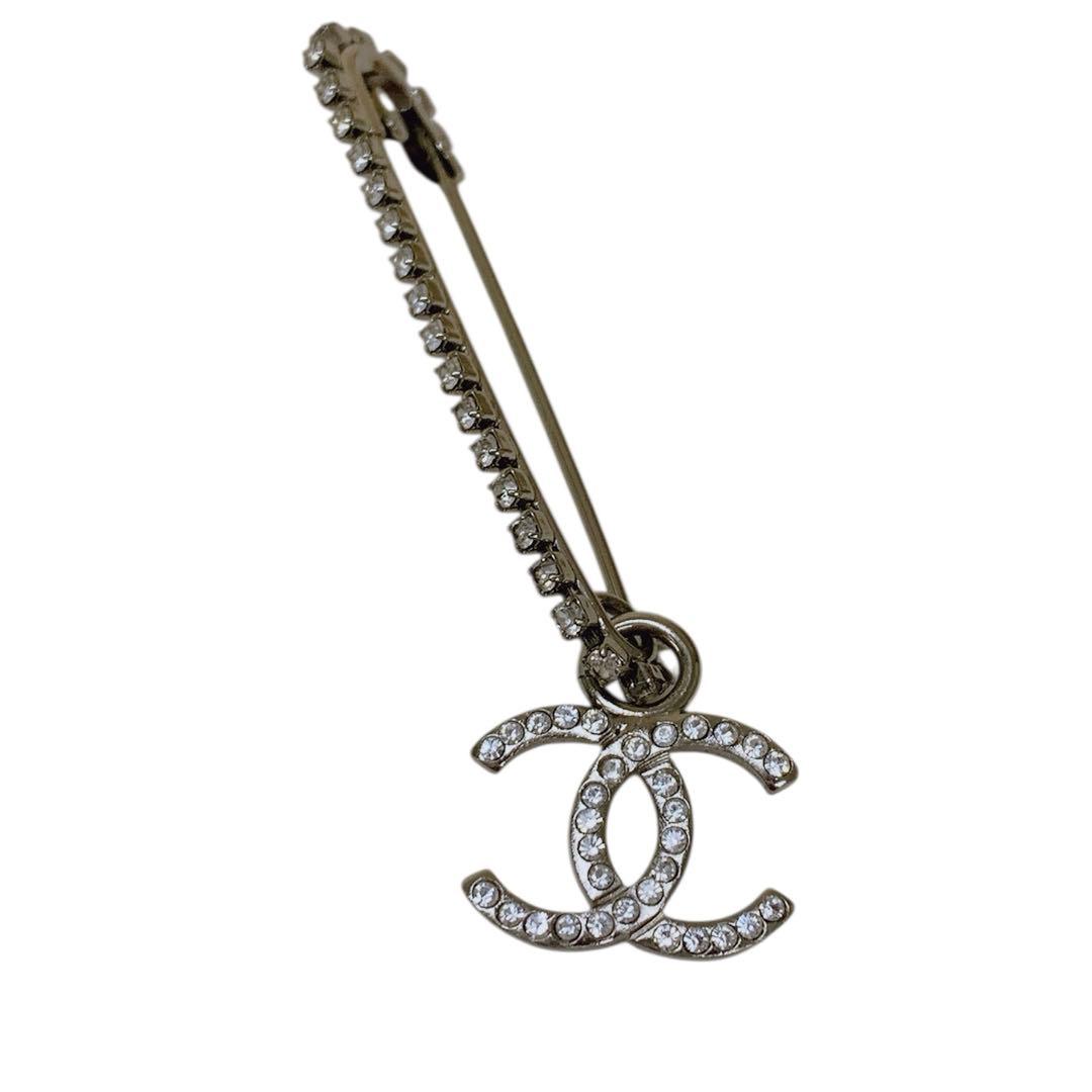 シャネル　安全ピン型　ブローチ　正規品