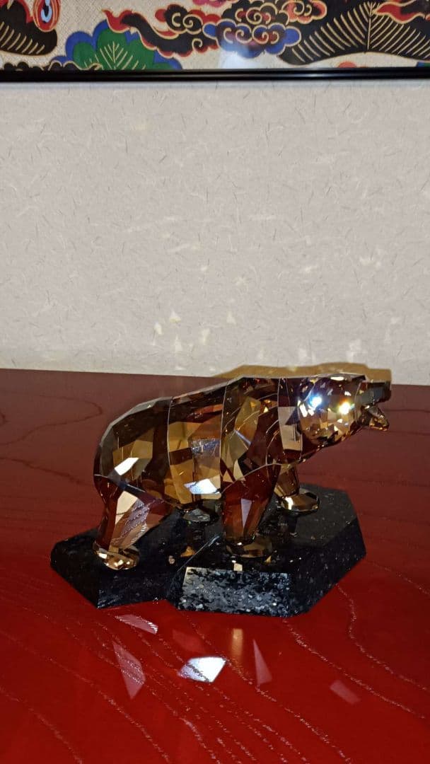 どっしり、ズッシリ★☆SWAROVSKI　クマ　スワロフスキー　フィギュリン