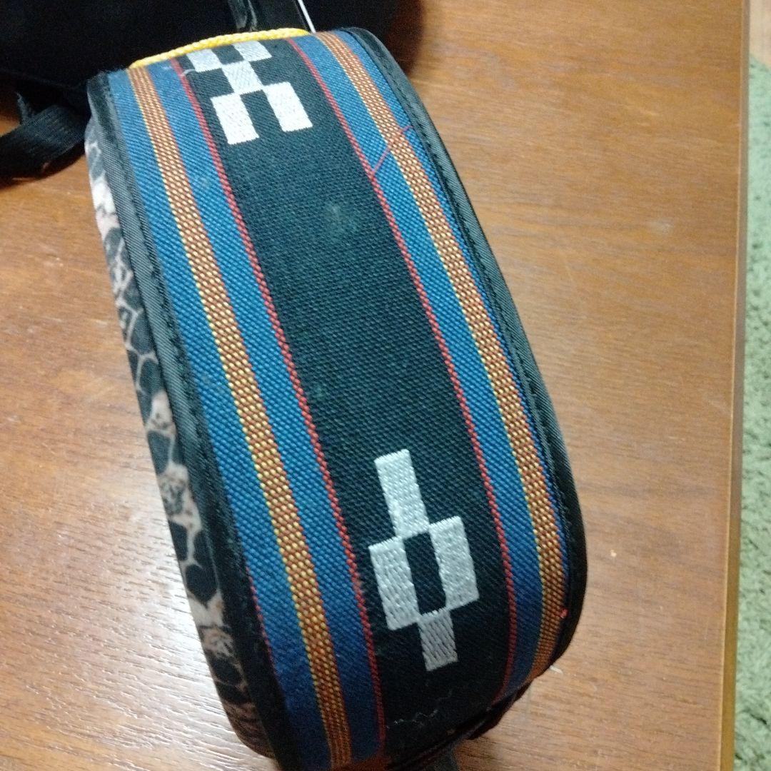 超美品　三線　人工蛇革　付属品多数 ケース付き