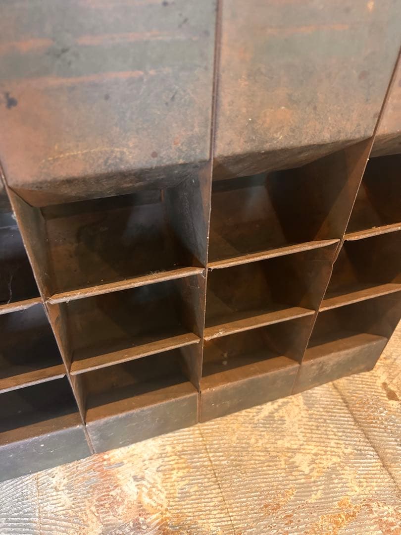 最終値下げヴィンテージ金属製収納ボックス