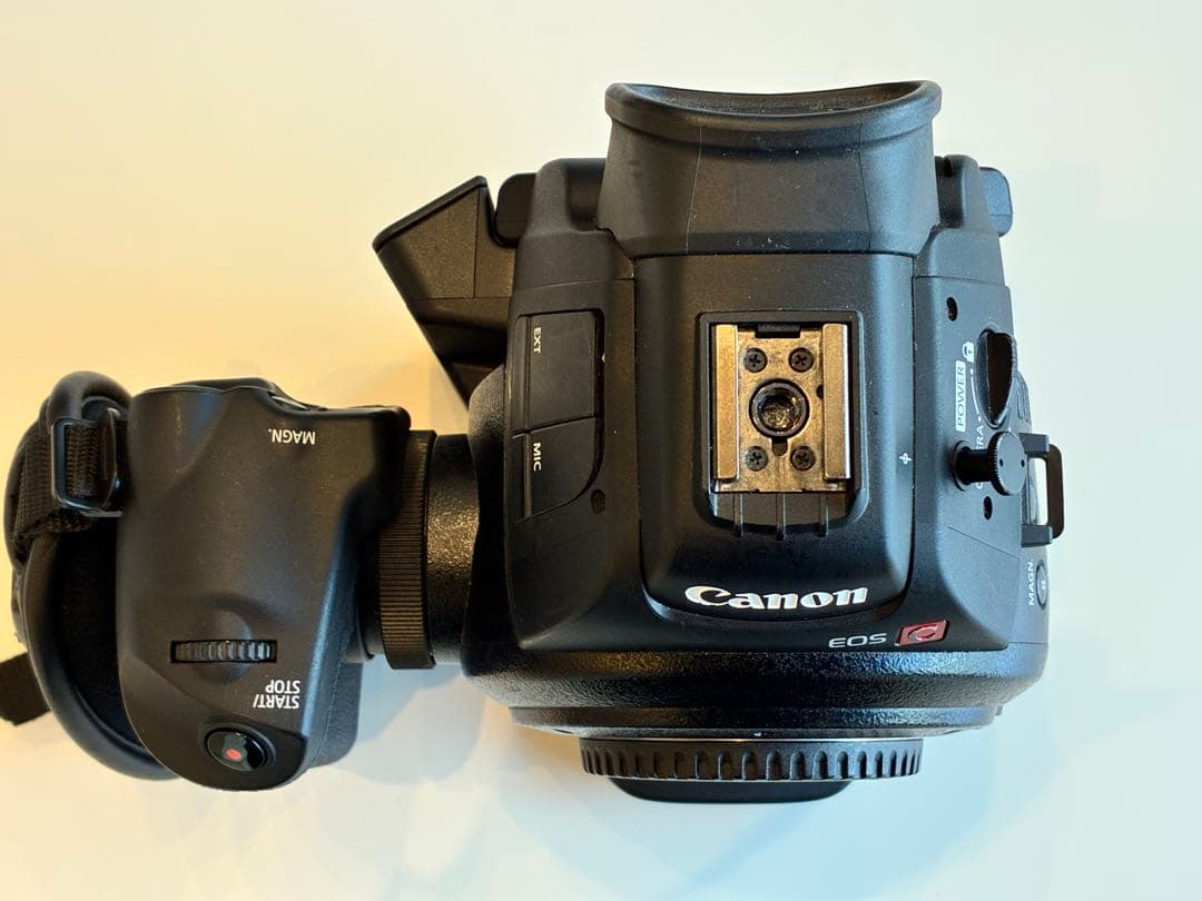 Canon EOS C100 ボディ（EFマウント）通電217時間