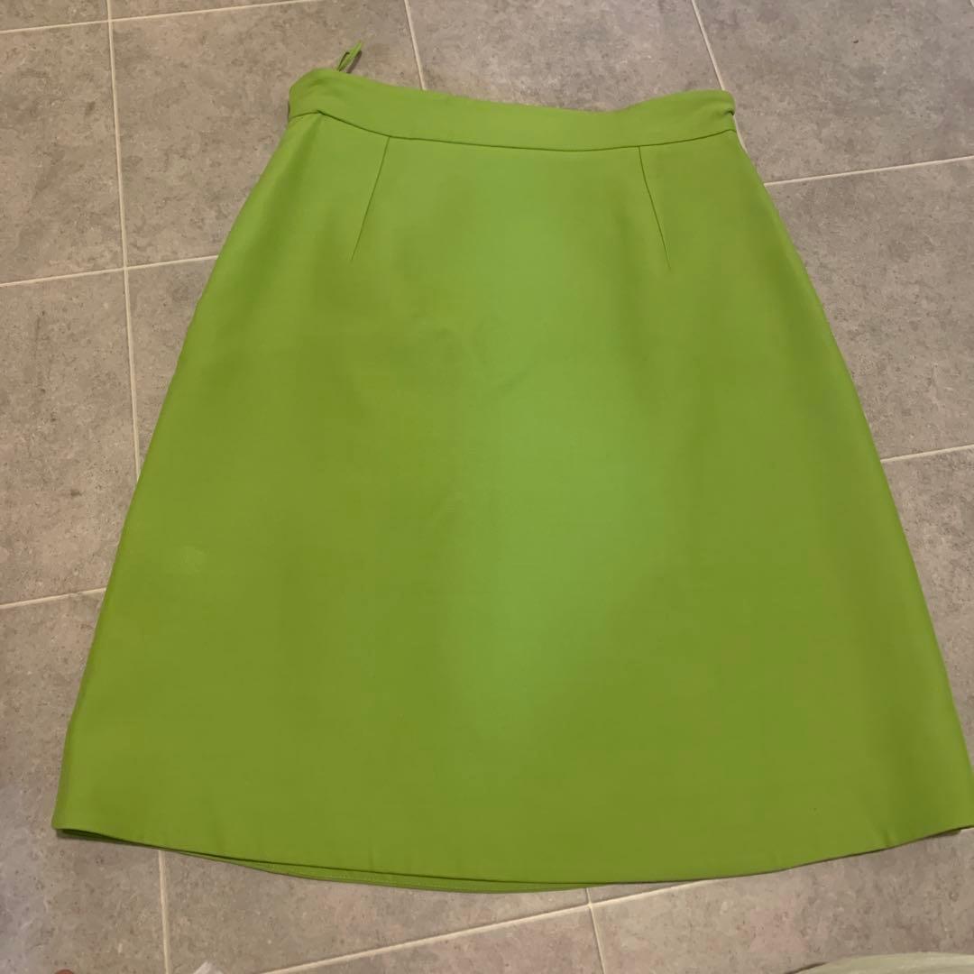 GUCCI ロゴ　パールボタン　スカート　38