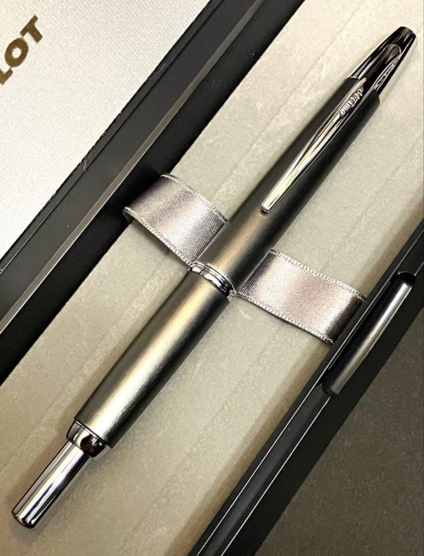 パイロット 限定 キャップレスデシモ 20カラーズ ダークグレー　M字