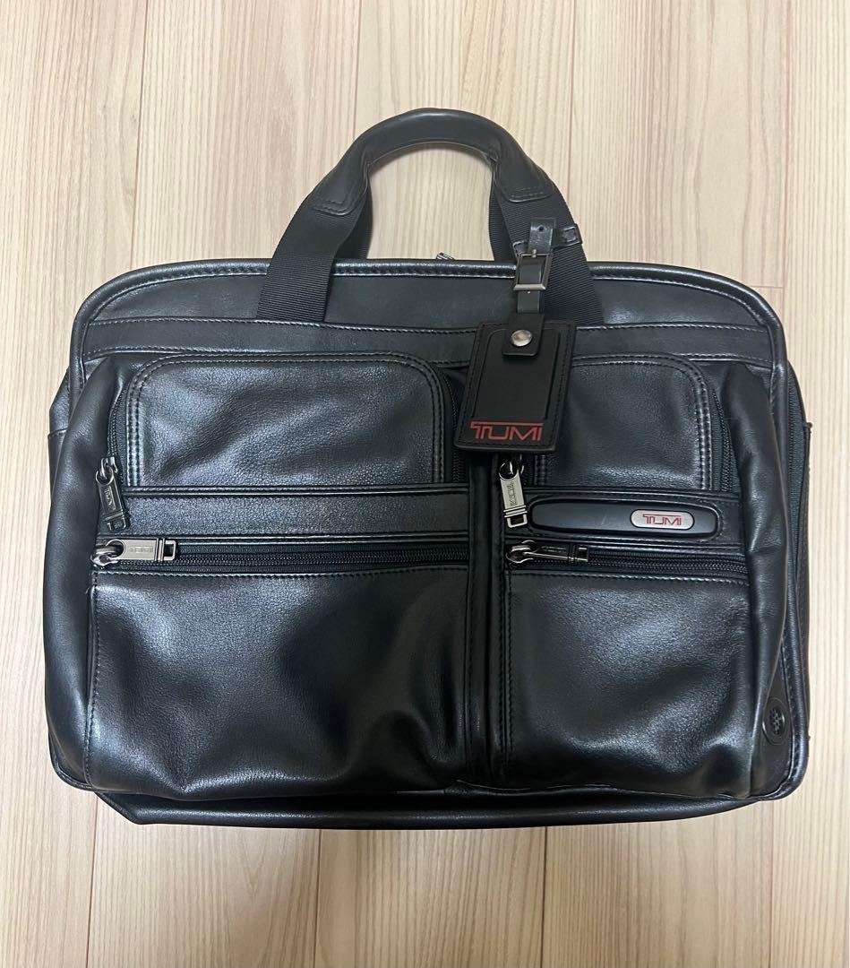 TUMI ブラック ビジネスバッグ レザー