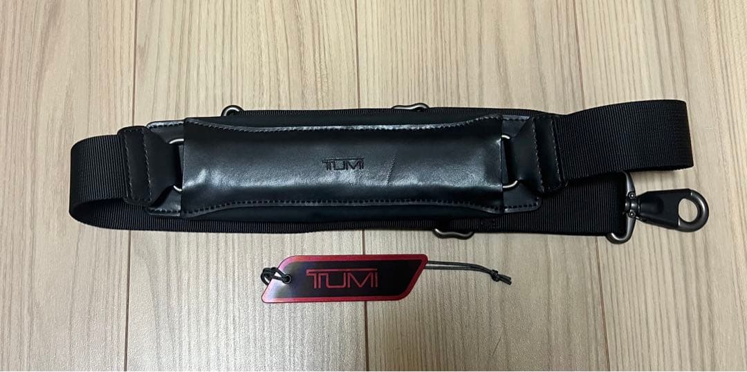 TUMI ブラック ビジネスバッグ レザー