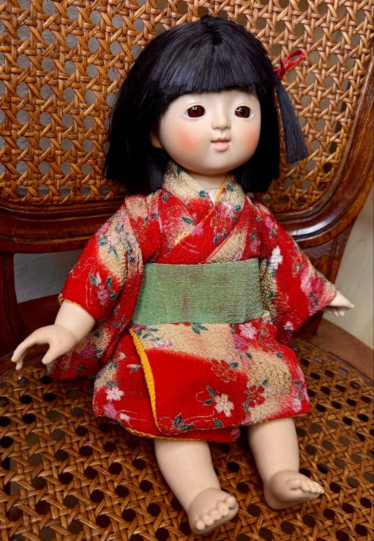 京おさな人形？ 創作人形 女の子 赤い着物 20cm 縮緬 詳細不明