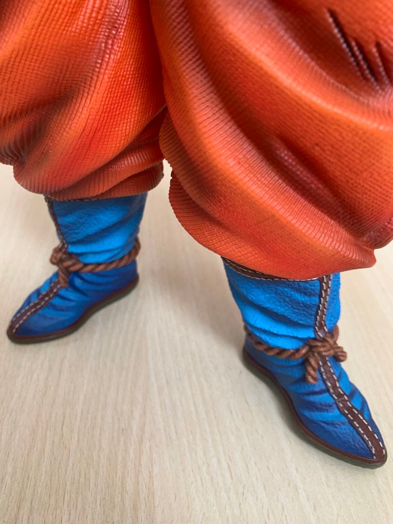 海外フィギュア　孫悟空スーパーサイヤ人3