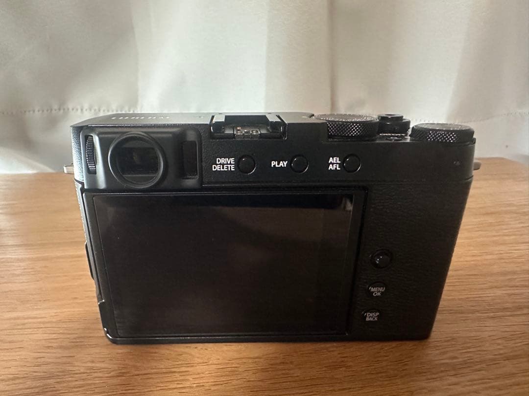 FUJIFILM X-E4 ブラック