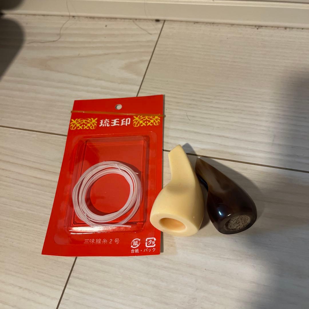 三線　沖縄三線　ほぼ未使用品　本革