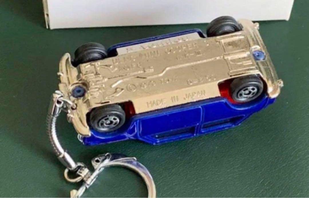 トミカ ミニクーパー 濃青 ユニオンジャック キーホルダータイプ