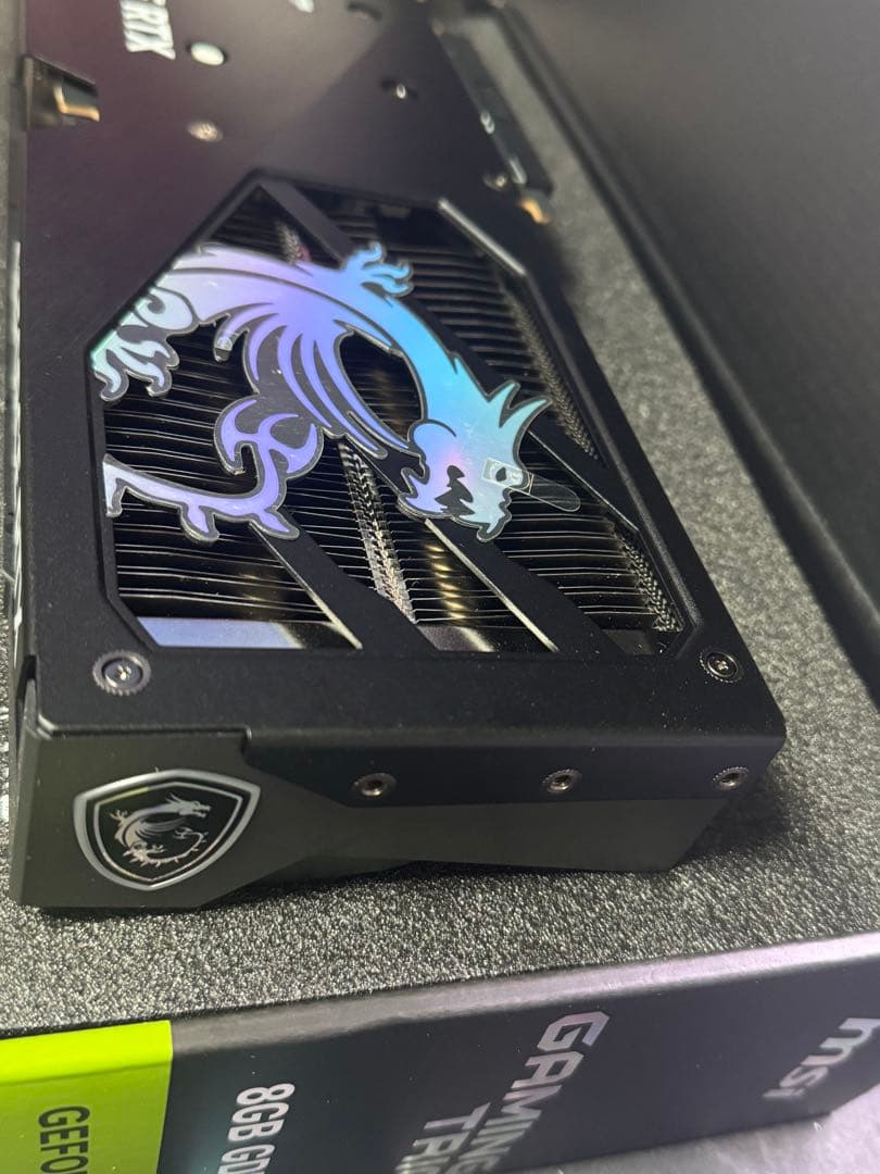 グラフィックボード・グラボ・ビデオカード MSI GeForce RTX 5060 8GB GAMING TRIO OC