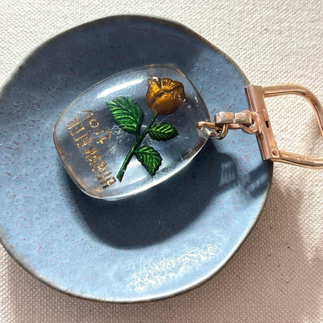 セール ブルボン 薔薇 キーホルダー flan RUBAN ゴールド バラ