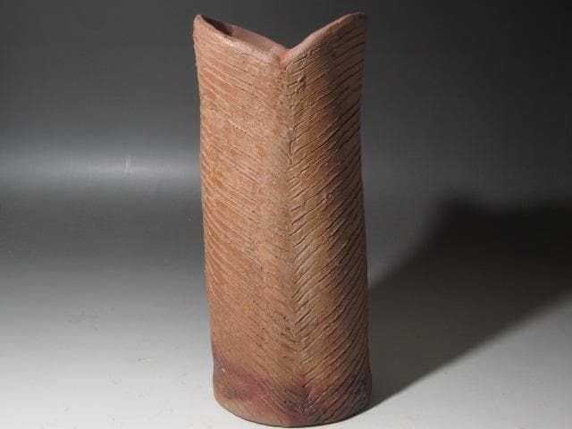 ★　北大路魯山人　備前クシメ花入　味わい深い一品★x326