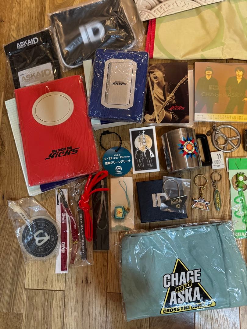 CHAGE & ASKA 雑誌・カタログセット　グッズあり